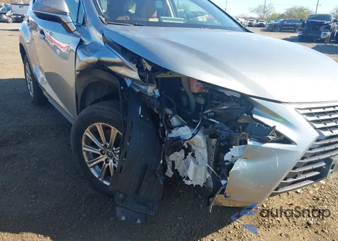 2021 Lexus Nx 300 z USA, uszkodzony, nr VIN JTJDARBZXM2193019